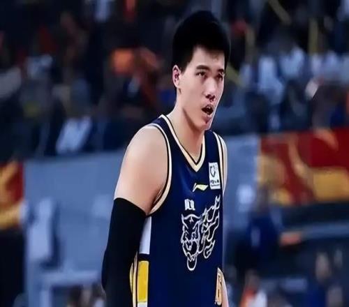 焦泊喬離隊(duì)赴京，交易有望開啟，下家3選1，杜鋒或拿他換豪門中鋒