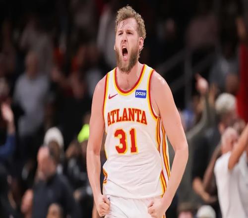 火箭后悔嗎246萬中鋒創(chuàng)8新高蛻變空間內(nèi)線老鷹僅用85萬成贏家