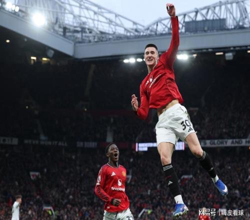 官宣！整個四月份，曼聯(lián)比賽都在深夜，直到挑戰(zhàn)利物浦