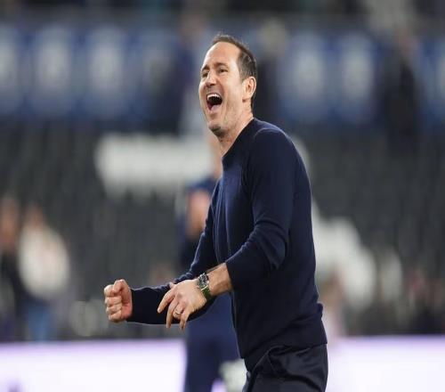 鏡報(bào)：蘭帕德可能為考文垂簽下吉烏、約恩森等五名藍(lán)軍球員