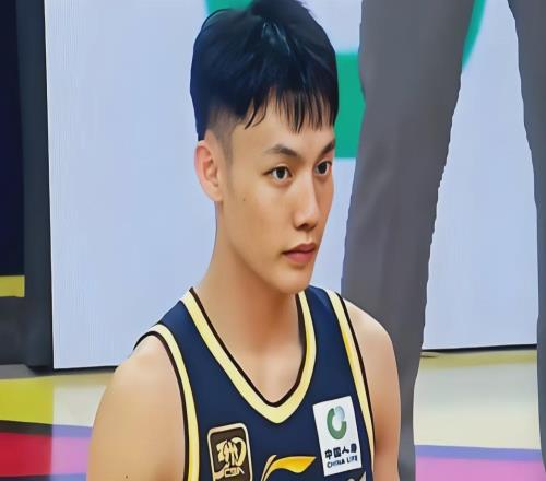 10254！廣東又贏了，最大功臣誕生！杜鋒2大敗筆，數(shù)據(jù)一清二楚