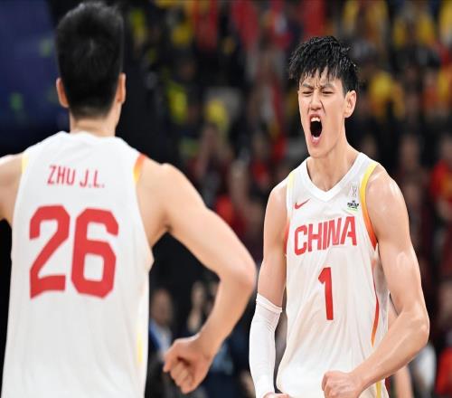 歸期未定！男籃希望之星再次遭遇重傷，或影響CBA總冠軍歸屬