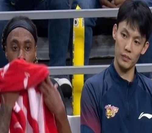 廣東vs四川12人名單：崔永熙焦泊喬缺席，薩姆納再戰(zhàn)舊主