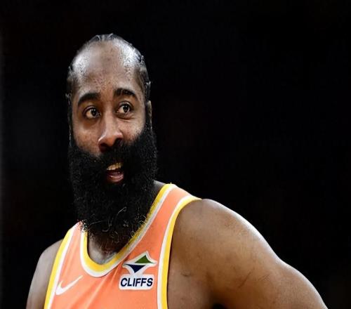 慘敗熱火！米切爾空砍28+6，阿特金森失誤了，哈登末節(jié)太早上場