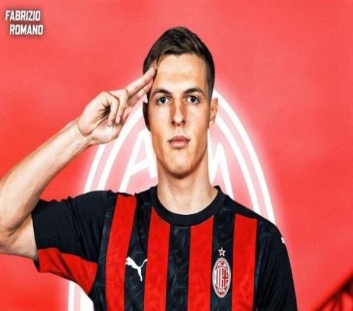 买一送一醉翁之意不在酒米兰签下19岁高中锋，只是为了接近他