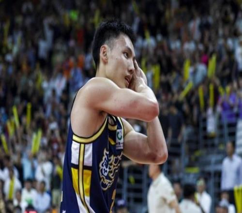 102比54狂勝48分！廣東掀翻遼籃苦主殺回前3：11冠王滿血復(fù)活