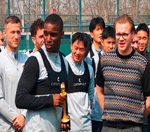 國安重新集結(jié)！進(jìn)行中超休賽期首堂訓(xùn)練課，3主力缺席，1位有喜事