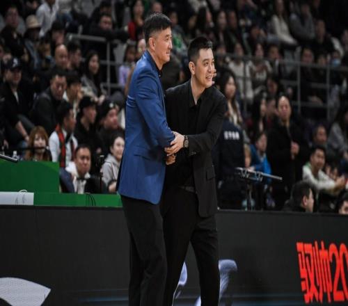 麥基調(diào)侃“20分算個(gè)P”+球迷現(xiàn)場(chǎng)喊“下課”杜鋒時(shí)代要結(jié)束了