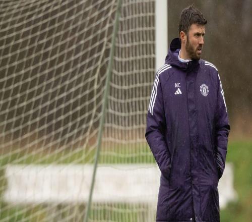 郵報：阿莫林此前規(guī)定未入選國腳不得外出休假，卡里克已取消