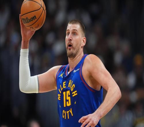 掘金逆轉(zhuǎn)勇士取6連勝！約穆45+21+15提前打卡雙波空砍46+10三分