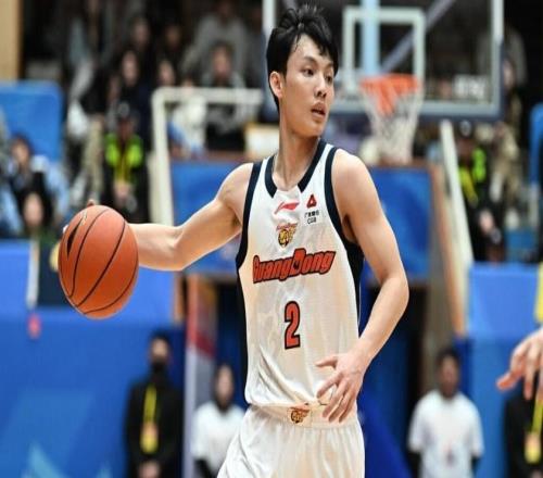 CBA一夜締造三大慘案！廣東克星38分慘?。核拇ㄖ鲌鐾?2連??！