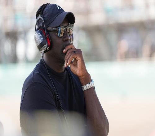 毫不在意，迈克尔乔丹：对我来说，根本不存在啥历史最佳球员