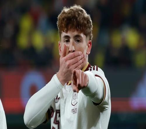 維克托：在皇馬時(shí)國(guó)家德比丟單刀后被網(wǎng)暴，這在足球界很常見