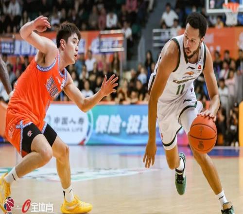 付豪22分4篮板，莫兰德20分15篮板辽宁本钢客场102：94击败福建晋江文旅