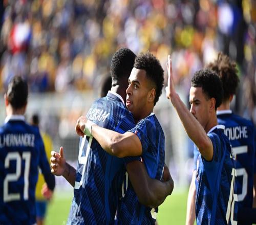 足壇一夜動態(tài)：法國贏哥倫比亞，熱刺換帥，穆帥談葡萄牙征召C羅