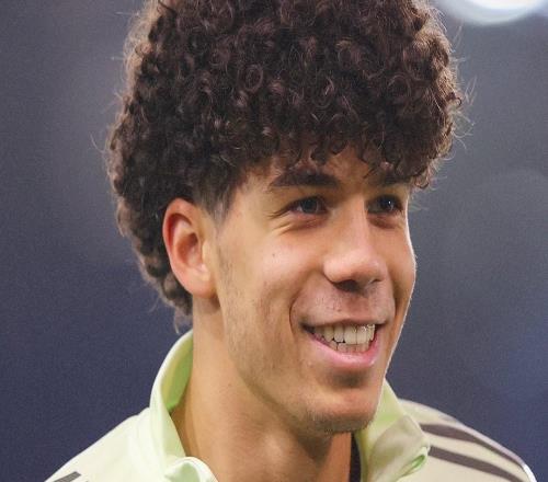 現(xiàn)年16歲，馬塞洛兒子恩佐代表皇馬U19僅用35分鐘戴帽