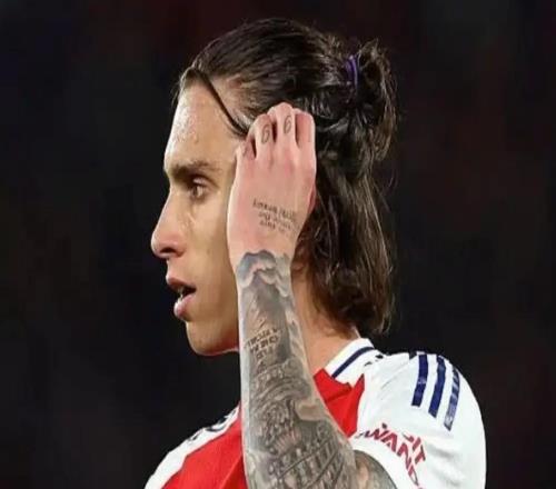 意媒：國米想用頂級球員替巴斯托尼，已聯(lián)系卡拉菲奧里經(jīng)紀人