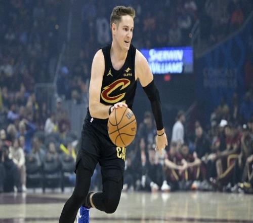 勝爵士發(fā)布會(huì)！阿特金森吹哈登，爆贊莫布利，高情商談梅里爾低迷