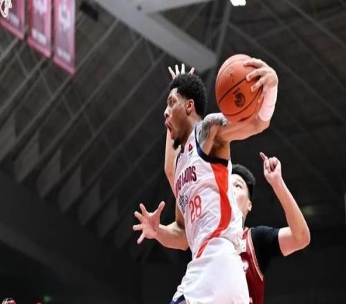 前行无畏202526赛季CBA常规赛第三十二轮客场负于浙江