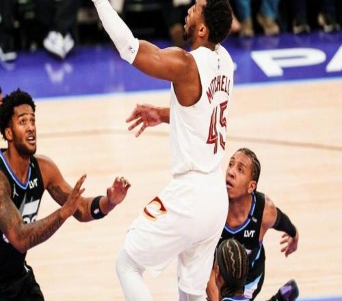 哈登13+6+14探花郎大号两双，米切尔34分手刃旧主，骑士复仇爵士