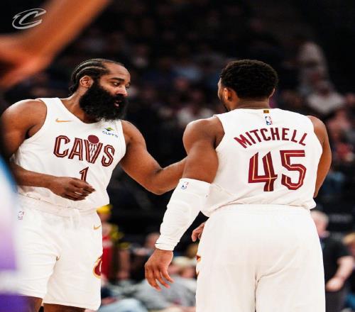 哈登創(chuàng)3大神跡，騎士力擒爵士！米切爾34+5創(chuàng)兩紀錄，莫布里34+17