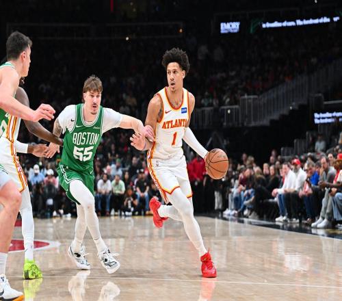 18戰(zhàn)16勝，新鷹王比肩約基奇！對(duì)不起特雷楊，你被1換2賤賣真不冤