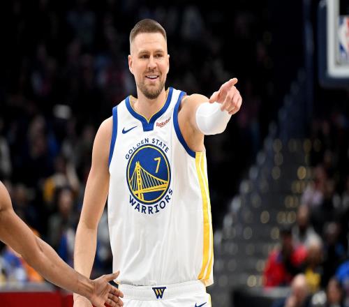 勇士消息：悍將創(chuàng)造歷史，波杰全面爆發(fā)，戰(zhàn)馬刺出場(chǎng)更新