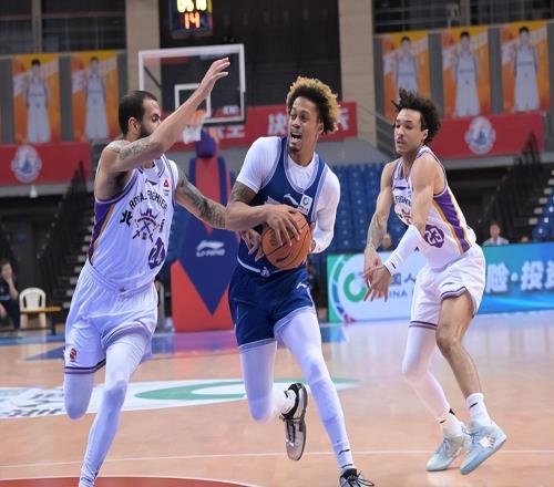 25分大胜！青岛10580胜北控，约瑟夫杨30+9封神，米奇两双闪耀