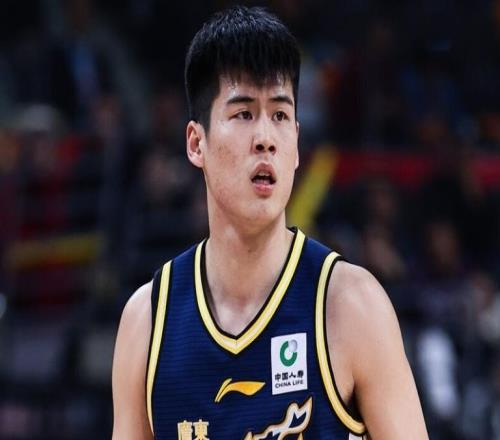 超北京升第三！廣東6人上雙逆轉(zhuǎn)徐杰爆發(fā)薩林杰14+15+9追平名宿