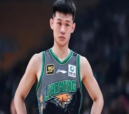 3場21中4！國手后衛(wèi)回到遼寧男籃就低迷不該合作