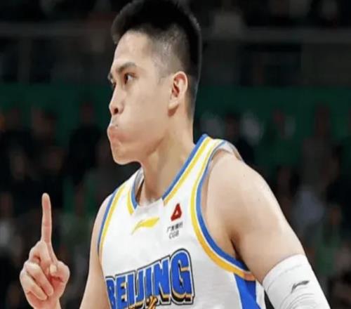 杰曼趙睿拯救北京，3主力急需調(diào)整！周琦陳盈駿低迷，麥基別持球