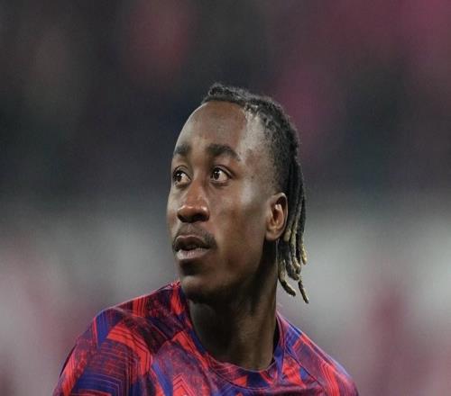 德天空：莱比锡计划给迪奥曼德涨薪，希望他再留队一个赛季