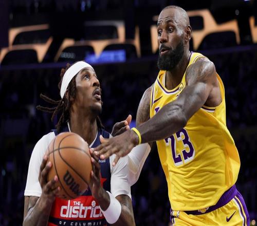 1228勝場(chǎng)里程碑！41歲勒布朗21+12+10又刷五紀(jì)錄有球無球都頂尖