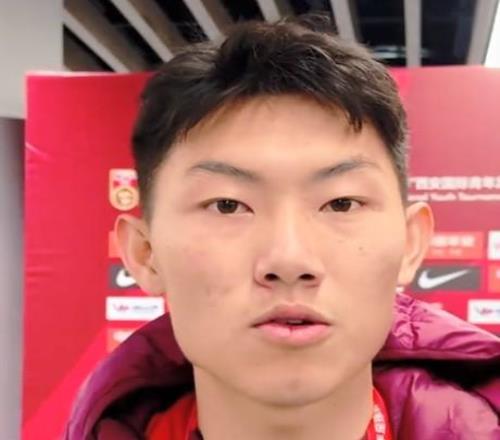 史松宸：爭(zhēng)取在泰山隊(duì)獲得更多出場(chǎng)機(jī)會(huì)，機(jī)會(huì)到來(lái)時(shí)要把握住