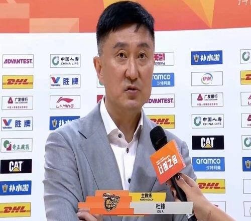 廣東男籃成功復(fù)仇，杜鋒用人做出改變，徐杰和胡明軒找回狀態(tài)！