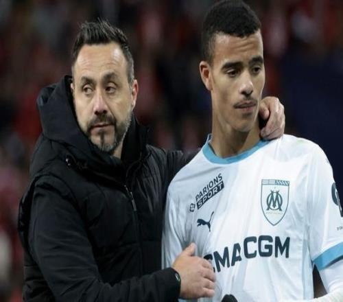 天空：在聘請德澤爾比時，熱刺已討論過他關(guān)于格林伍德的言論