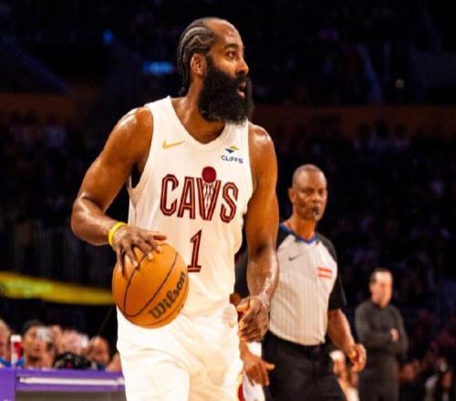 騎士兩大敗因出爐，哈登無奈！米切爾毫無借口，湖人舊將不該重用