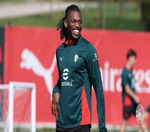 全市場丨渴望登場，萊奧今日回到米蘭