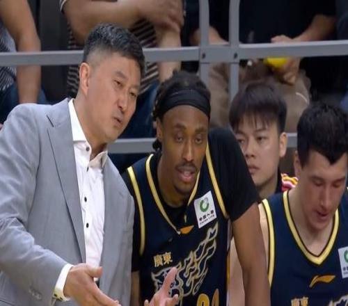 上海14連勝繼續(xù)領(lǐng)跑，廣廈第2，廣東重回第3，山東第5，遼寧第10