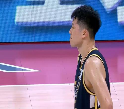 終于來了！廣東隊做出重大決定，男籃國手確認退出！