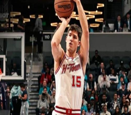 首發(fā)變陣出奇效，火箭隊1招激活2將謝潑德20+5成全鋒線找回信心