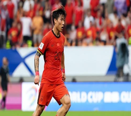 比賽還沒(méi)開(kāi)打，泰山隊(duì)先迎來(lái)兩個(gè)壞消息，主場(chǎng)取勝大連英博有點(diǎn)難