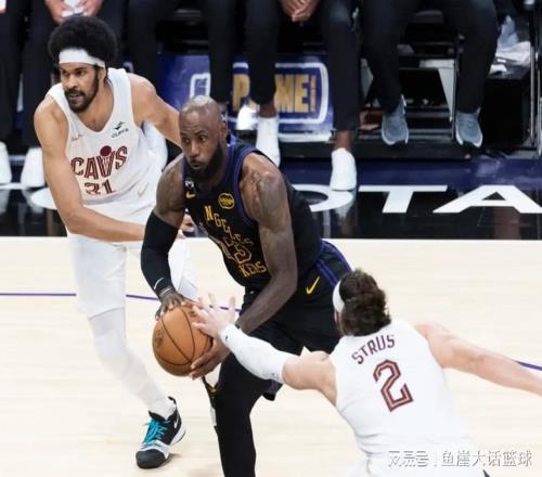 湖人127113騎士！詹姆斯兩點(diǎn)該夸，東契奇看清現(xiàn)實(shí)，一人被忽視