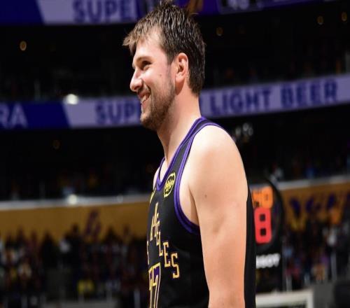 東契奇：不贏球數(shù)據(jù)再漂亮也毫無意義，垃圾話會燃起我的斗志