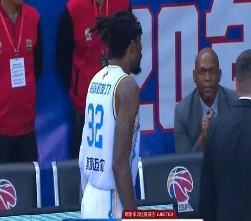 官宣！CBA名宿，入選美國名人堂！