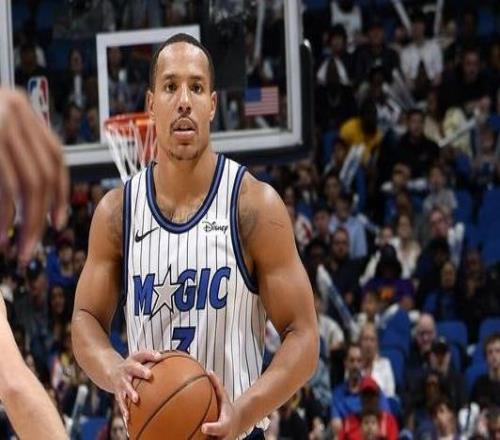 貝恩21+6+5布克34+7魔術(shù)主場(chǎng)險(xiǎn)勝太陽(yáng)