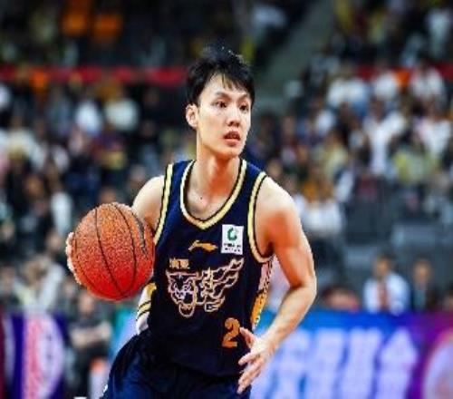 CBA薩姆納24分廣東復(fù)仇擒江蘇徐杰19+5龐崢麟20+4