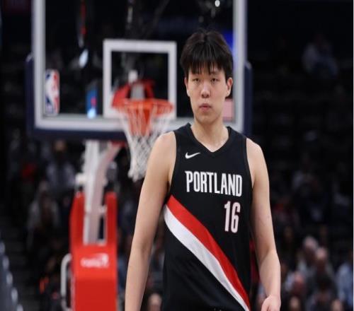 快船鎖定附加賽：終結(jié)5連勝輸關(guān)鍵卡位戰(zhàn)小卡連52場20+隊史第一