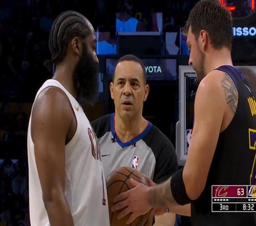 球隊(duì)核心差距，湖人碾碎騎士，目標(biāo)直指總冠軍，騎士輸球更好