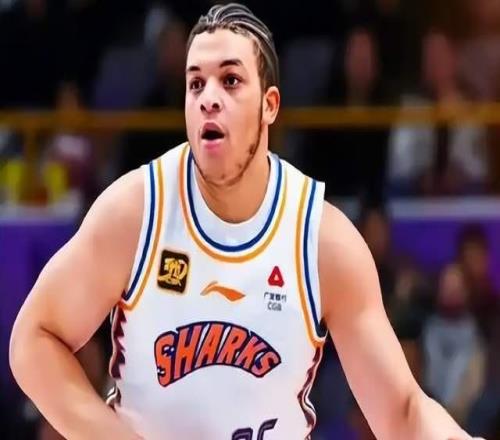 與主帥對(duì)罵，洛夫頓遭重罰更衣室內(nèi)幕曝光，盧偉表態(tài)，豪門(mén)沉默